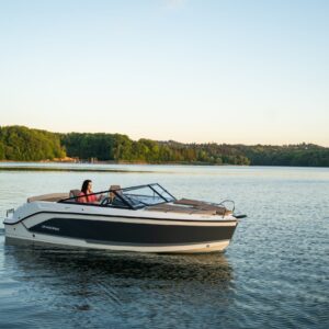 Wynajmij Jacht Quicksilver activ 605 cruiser