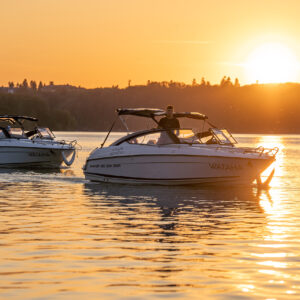 Wynajmij Jacht PARKER 630 BOW RIDER